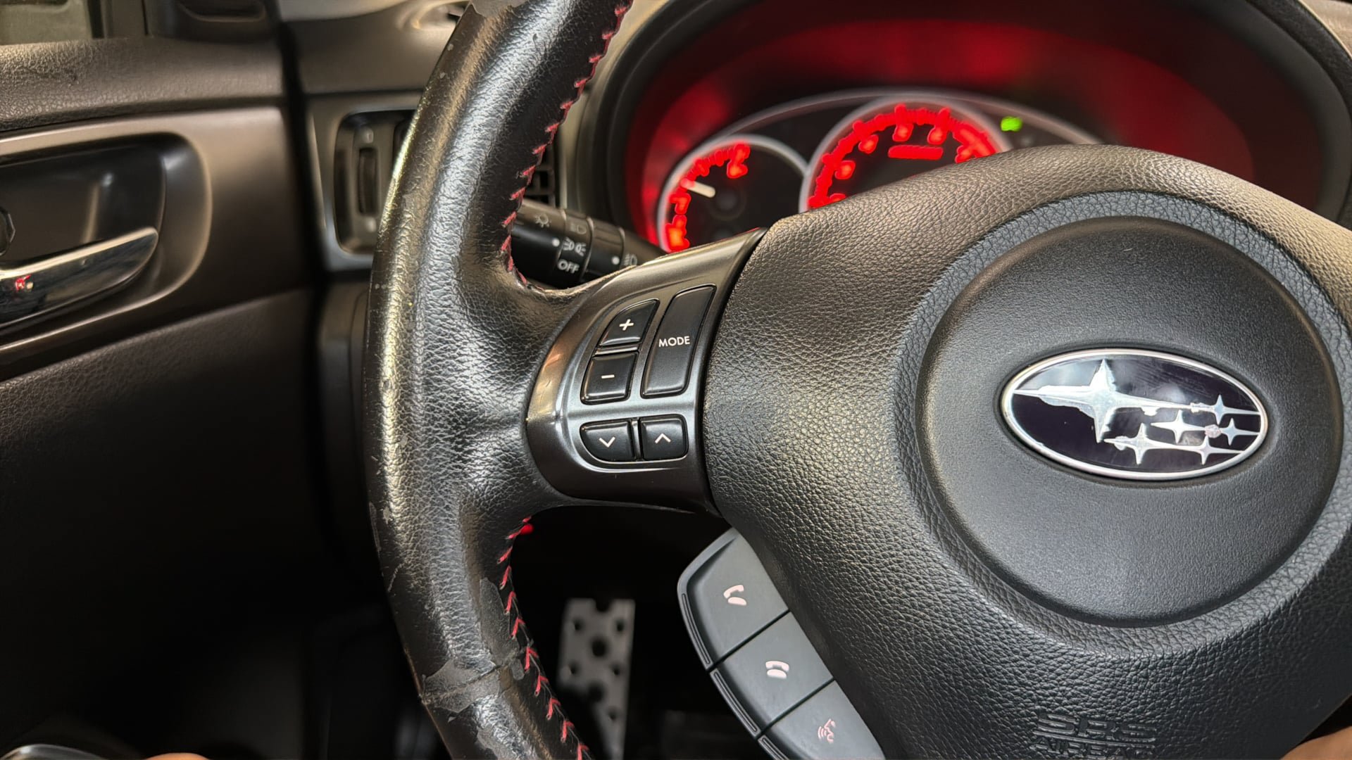 Used 2014 Subaru Impreza WRX Premium w/ Popular Package #1 (IYN) AWD/4WD image 26