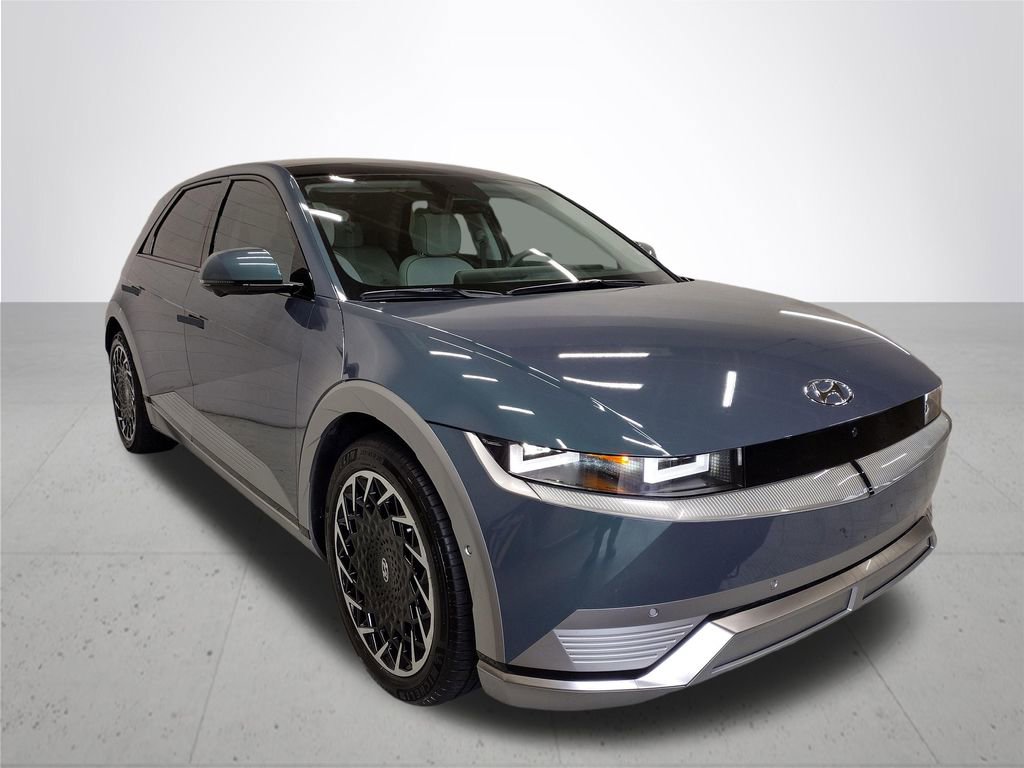 Certified 2023 Hyundai Ioniq 5 Limited w/ Cargo Package image 5