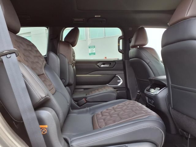 New 2025 Nissan Armada Platinum AWD/4WD image 7