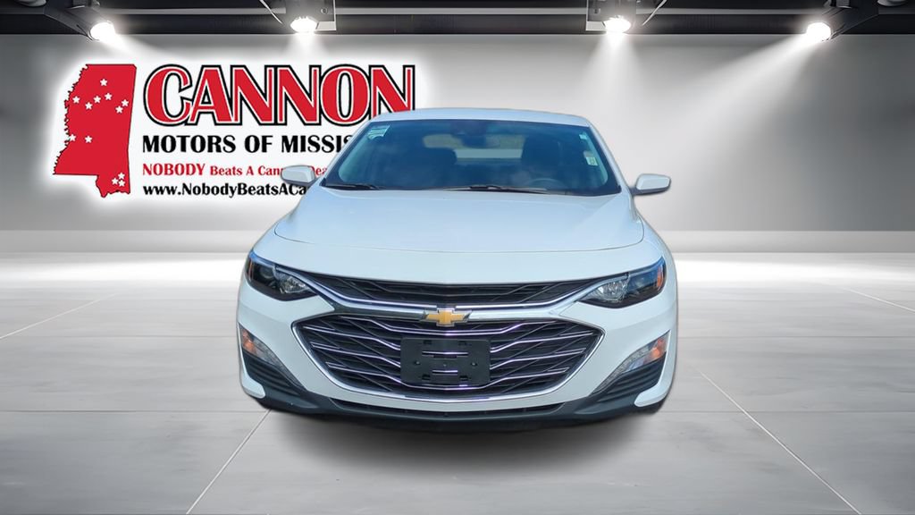Used 2024 Chevrolet Malibu LT FWD image 2