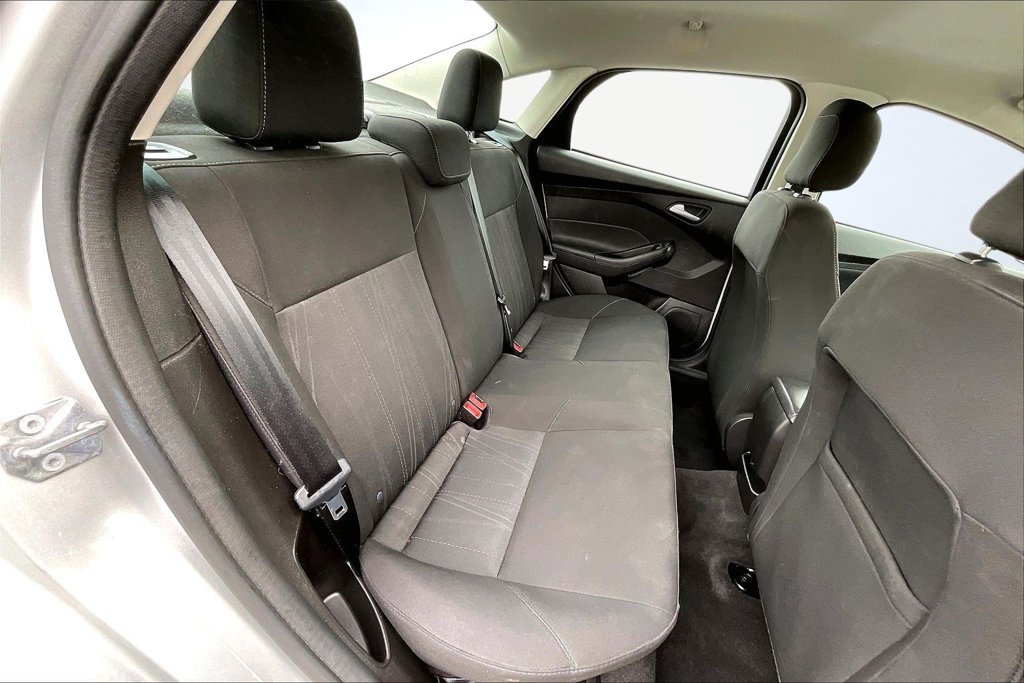 Used 2018 Ford Focus SE FWD image 26