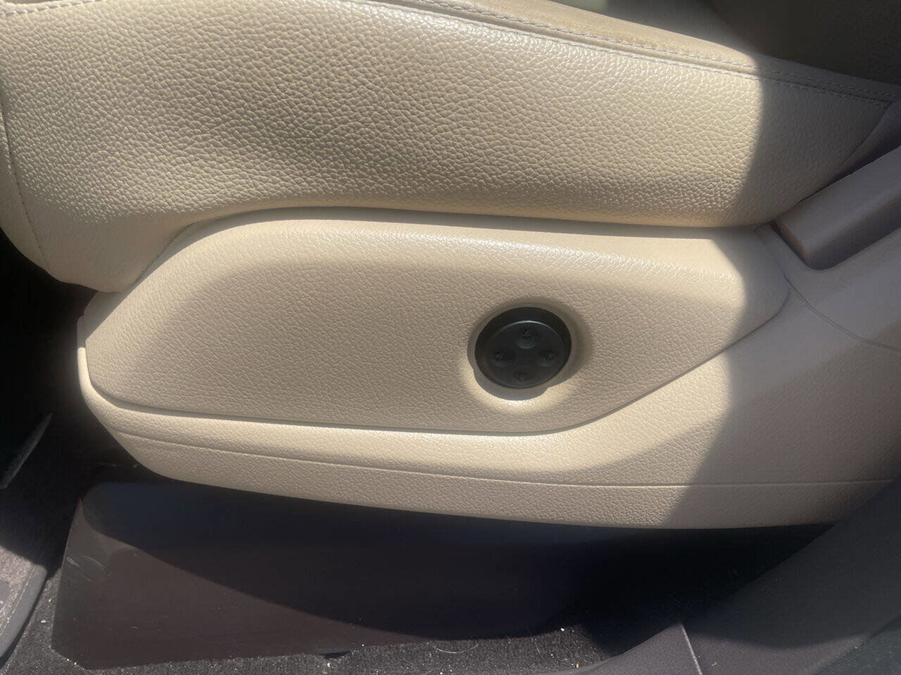 Used 2017 Mercedes-Benz GLE 350 4MATIC image 11