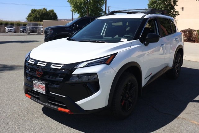 New 2026 Nissan Rogue SV image 8