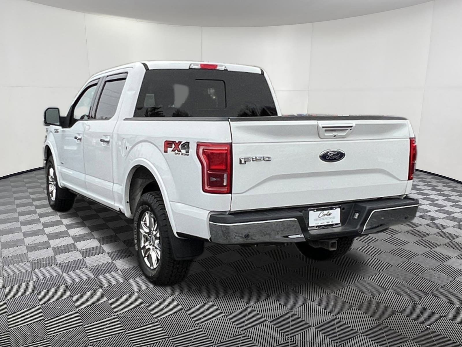 Used 2016 Ford F150 Lariat w/ Equipment Group 502A Luxury image 4