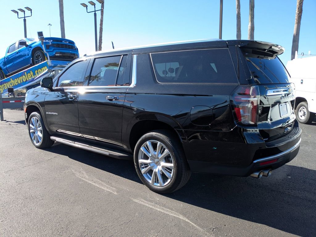 Used 2024 Chevrolet Suburban High Country w/ Max Trailering Package image 6