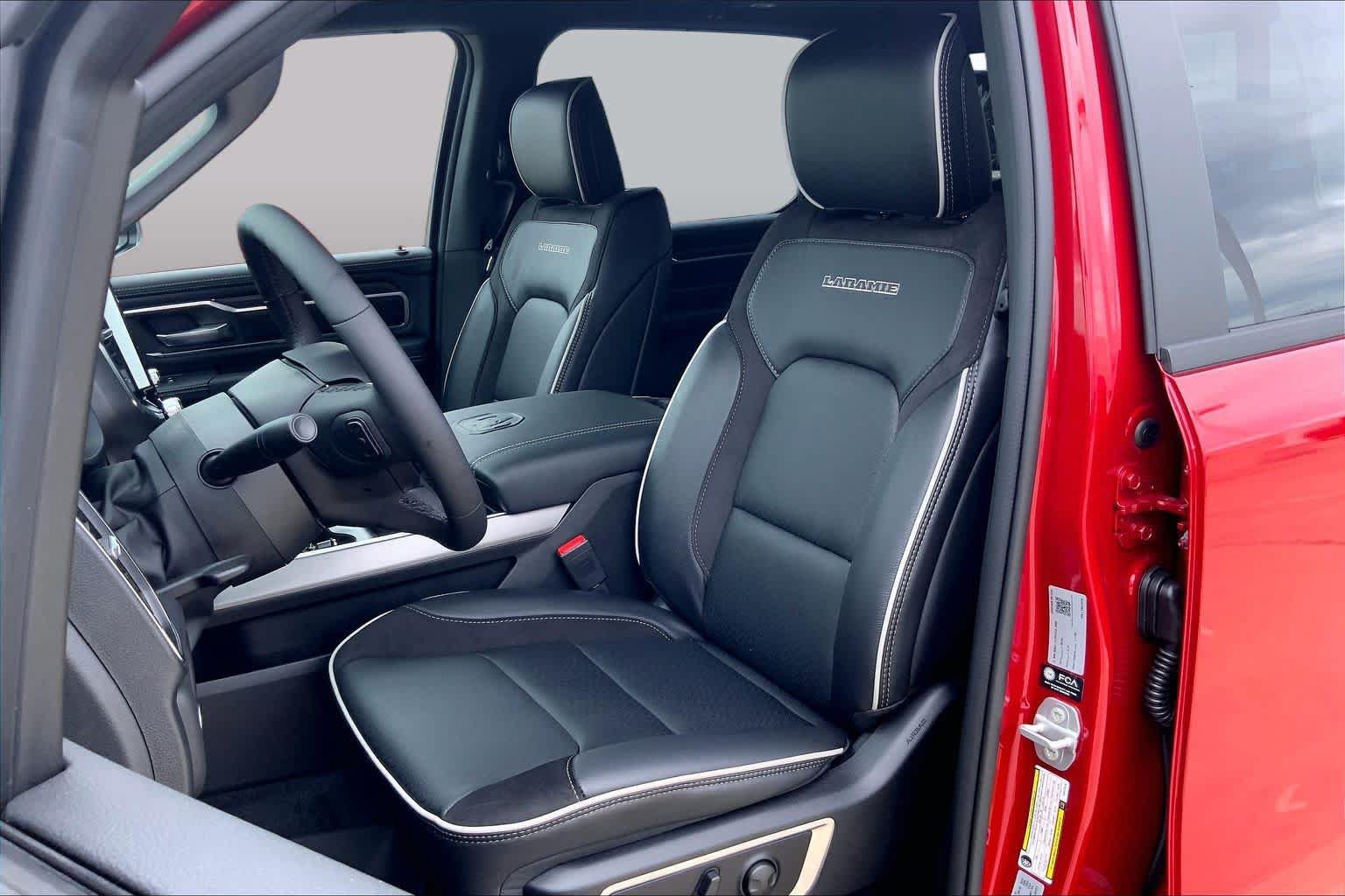 New 2026 RAM 1500 Laramie w/ Night Edition AWD/4WD image 9