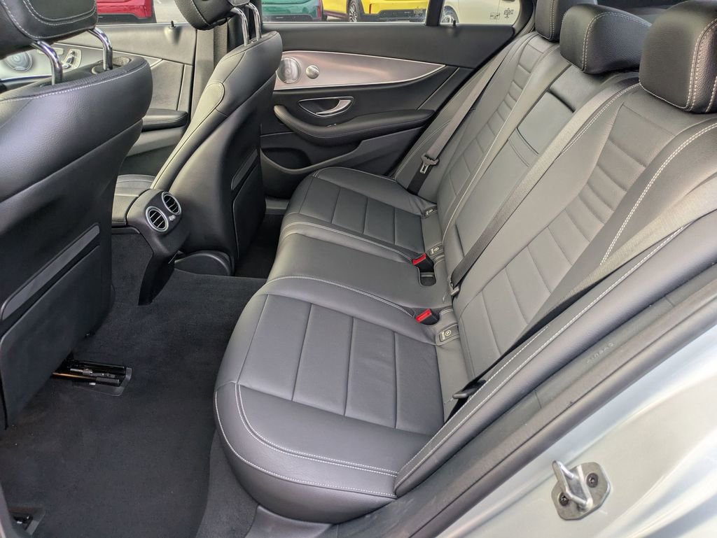 Used 2020 Mercedes-Benz E 350 4MATIC Sedan image 24