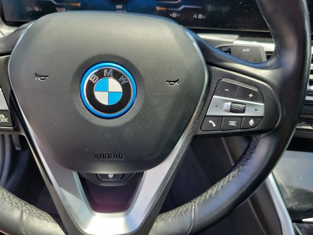 Used 2024 BMW i4 eDrive40 RWD image 23