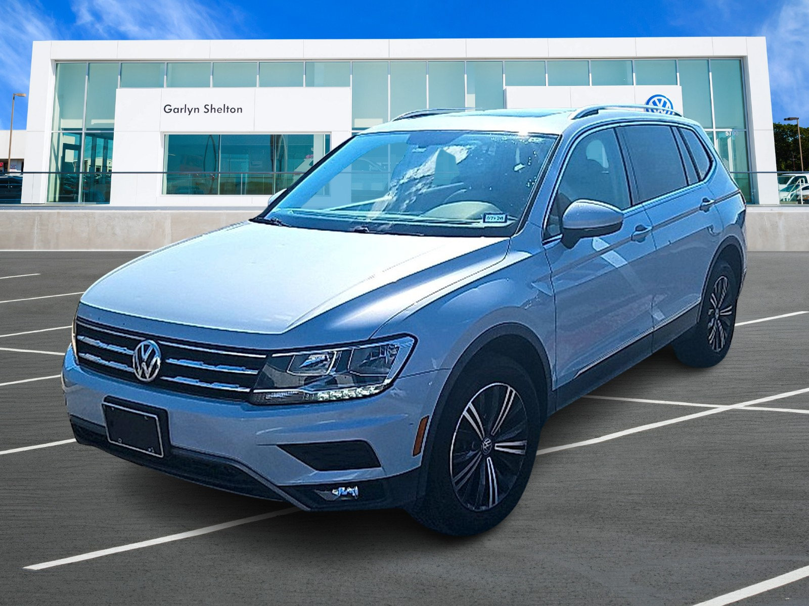 Used 2018 Volkswagen Tiguan SEL