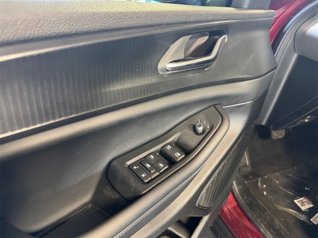 New 2025 Jeep Grand Cherokee 4WD image 14