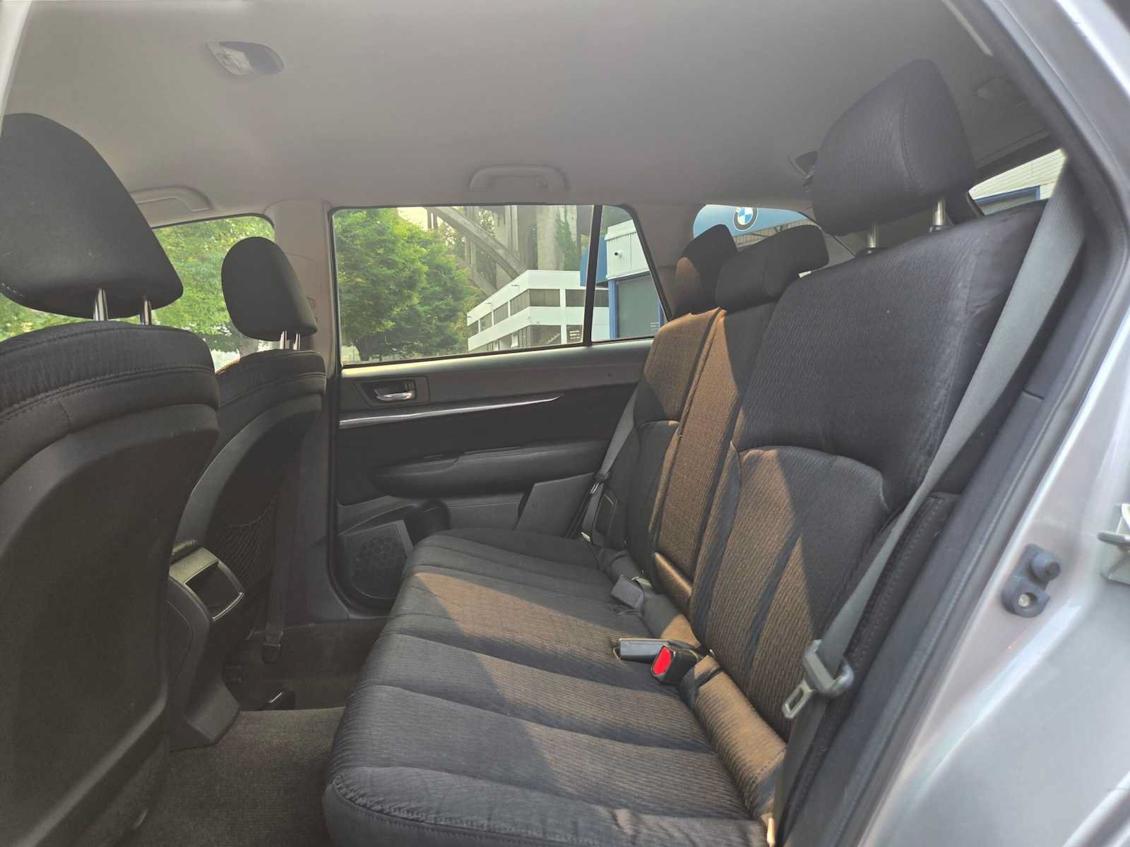 Used 2011 Subaru Outback 2.5i Premium AWD/4WD image 16