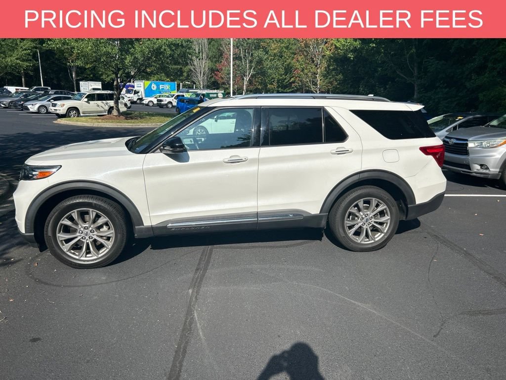 Used 2021 Ford Explorer Limited w/ Equipment Group 301A AWD/4WD image 3