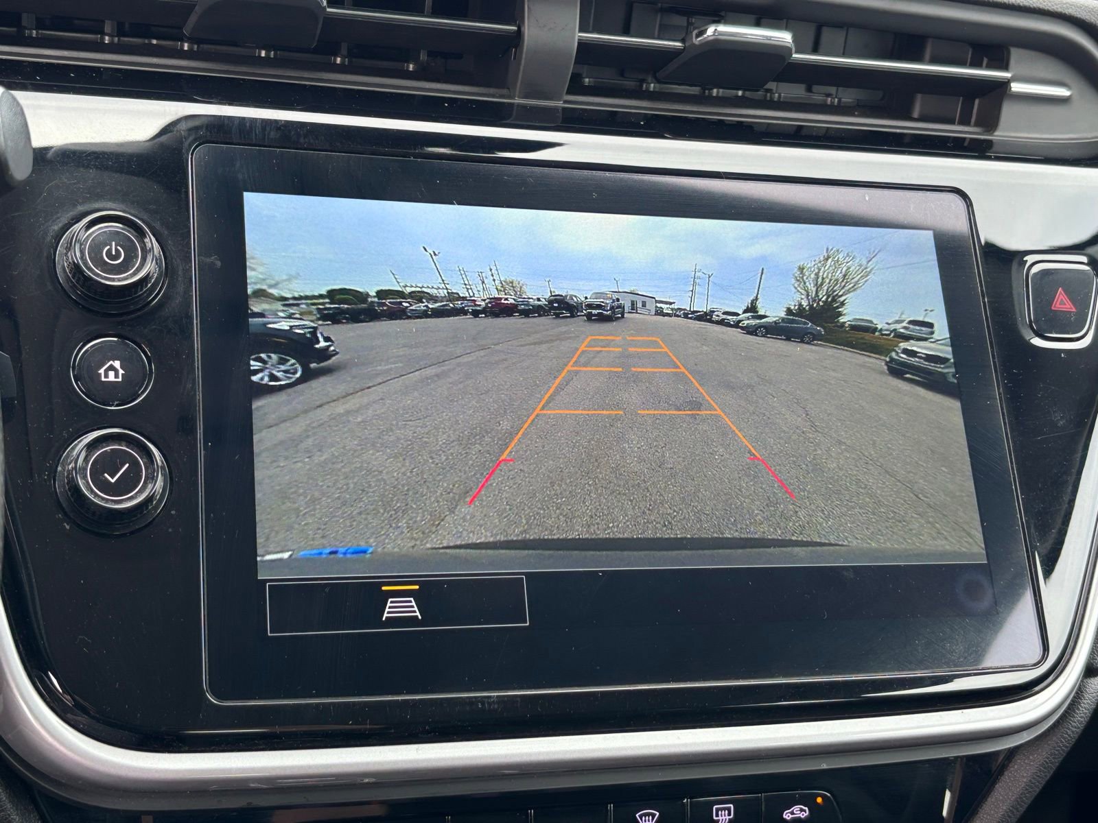 Used 2023 Chevrolet Bolt EUV LT FWD image 6