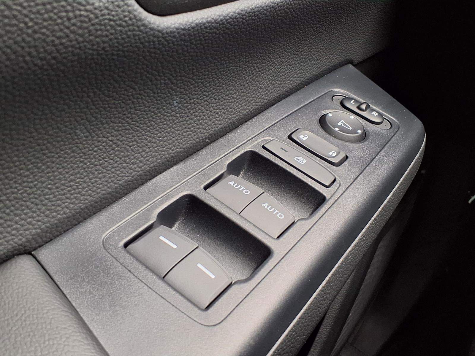 Certified 2026 Honda CR-V Sport image 10