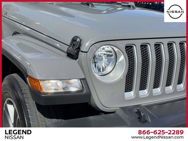 Used 2023 Jeep Wrangler Sahara w/ Cold Weather Group AWD/4WD image 10