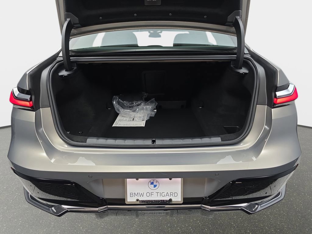 New 2026 BMW 740i xDrive w/ Executive Package image 12