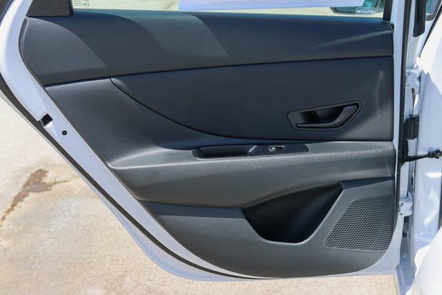 New 2026 Hyundai Elantra Limited image 12