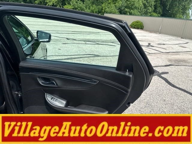 Used 2017 Chevrolet Impala LT FWD image 36