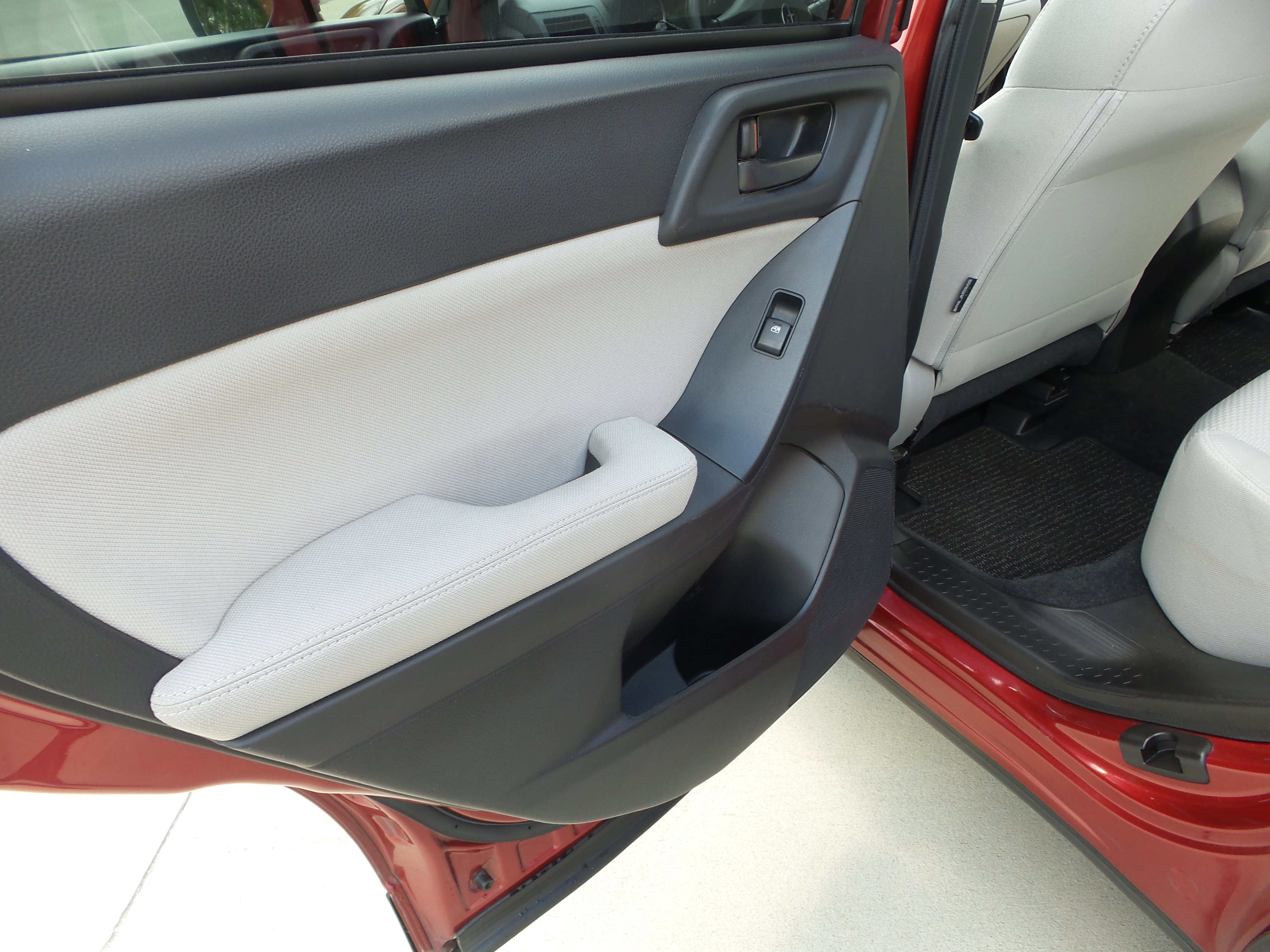 Used 2014 Subaru Forester 2.5i Premium w/ Popular Package #2 image 36