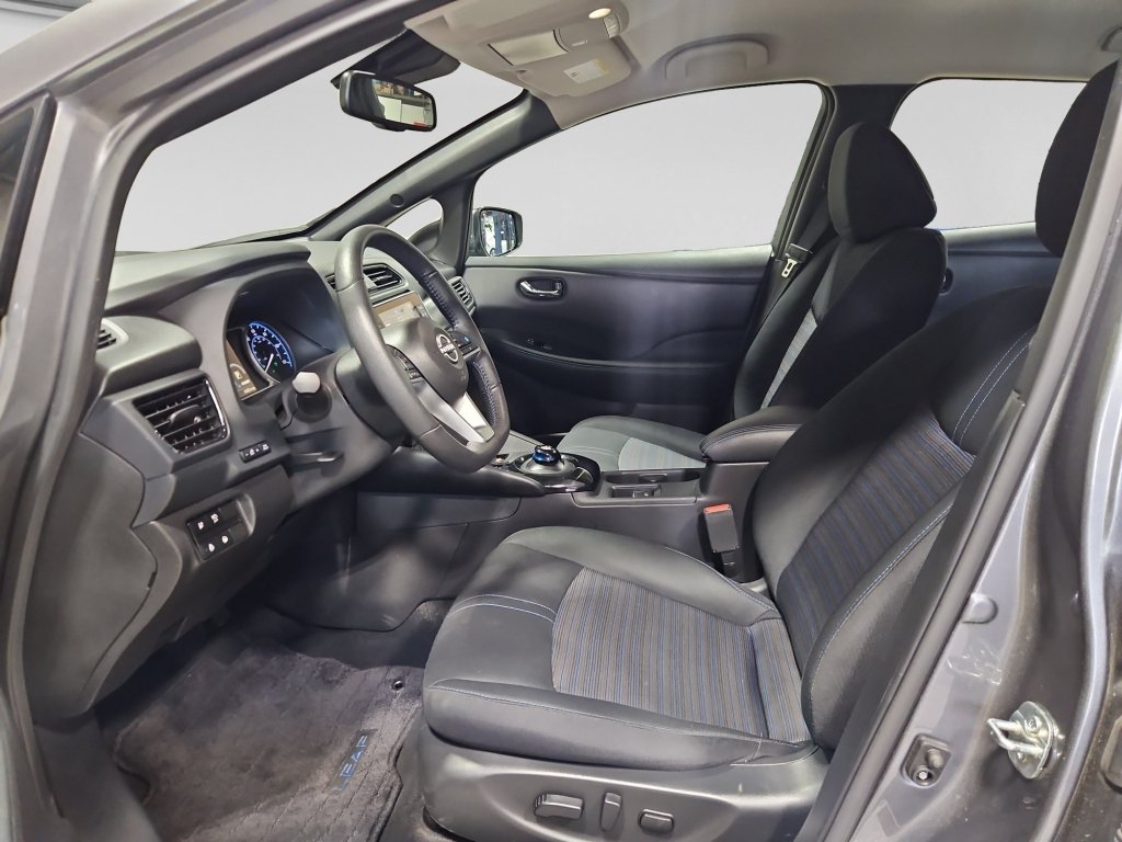 Used 2024 Nissan Leaf SV Plus FWD image 17