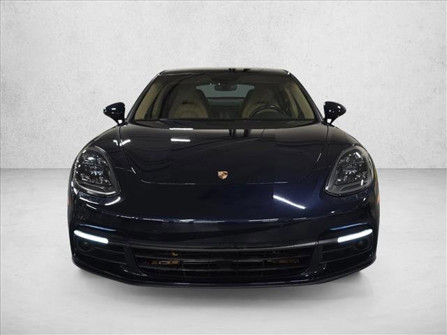 Used 2018 Porsche Panamera 4 image 2