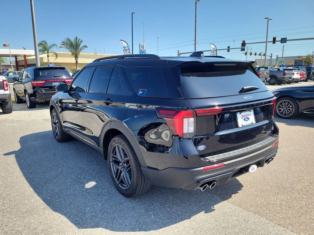 Used 2026 Ford Explorer ST w/ Sun And Sound Package AWD/4WD image 3
