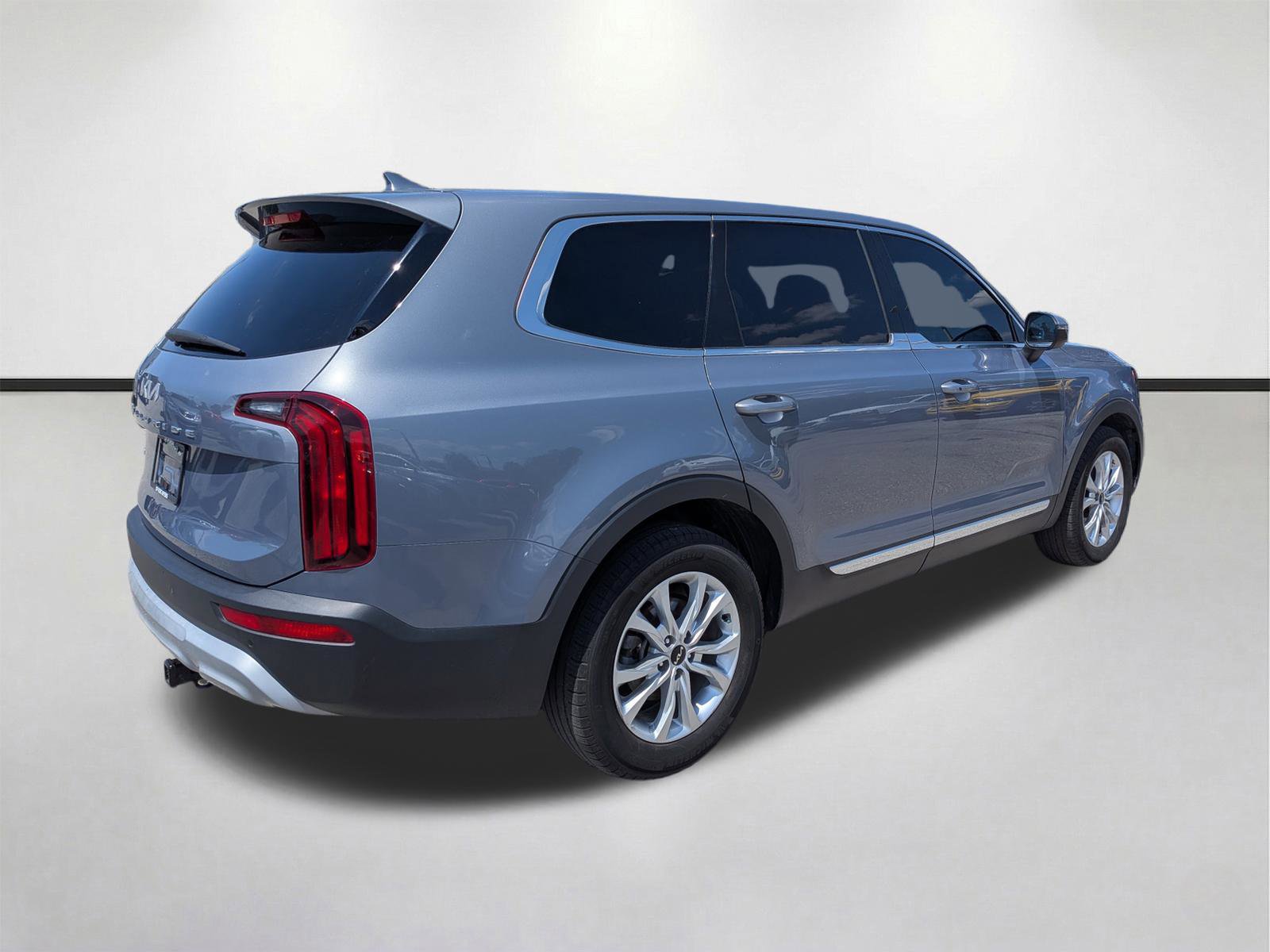 Used 2022 Kia Telluride LX image 4
