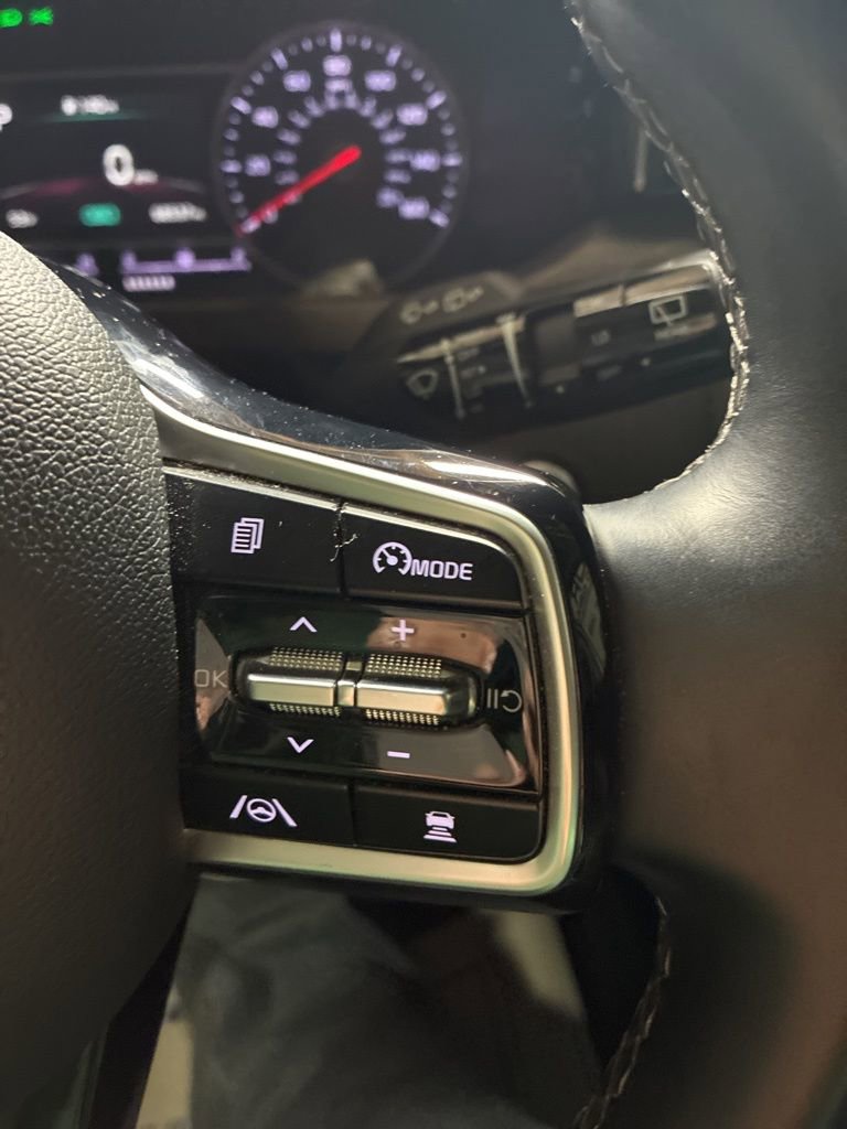 Used 2022 Kia Sorento EX image 15