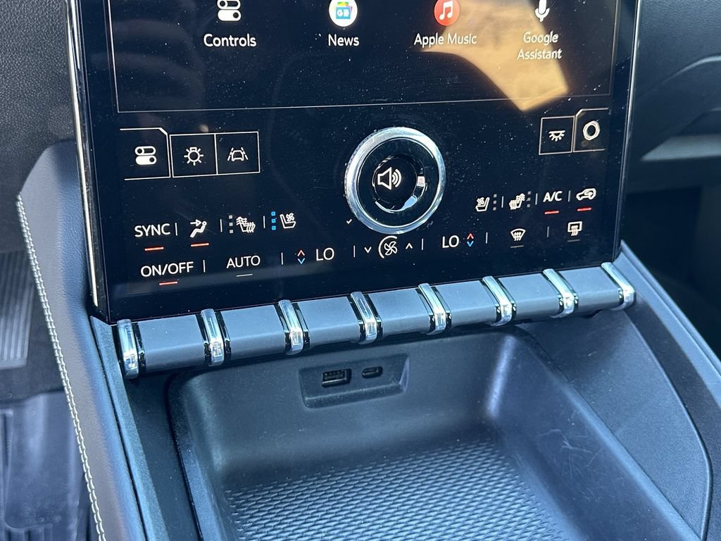 Used 2026 GMC Terrain Denali AWD/4WD image 33