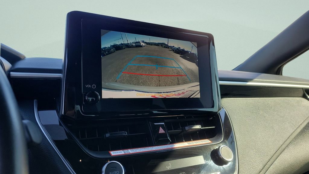 Used 2025 Toyota Corolla SE image 17
