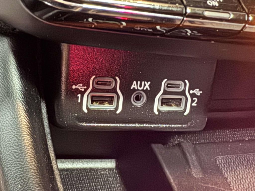 Used 2022 Dodge Durango R/T AWD/4WD image 30