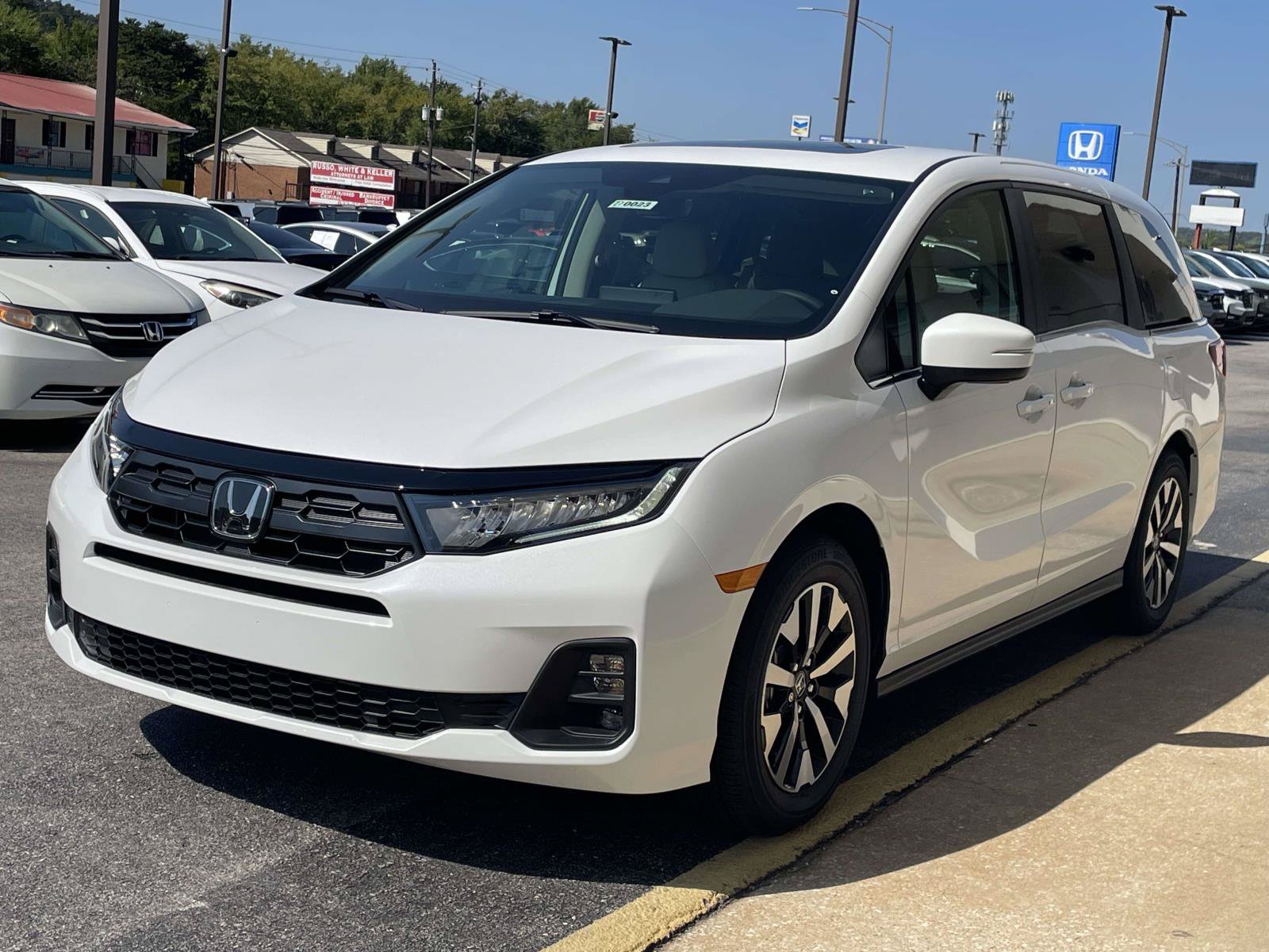 New 2027 Honda Odyssey EX-L image 3