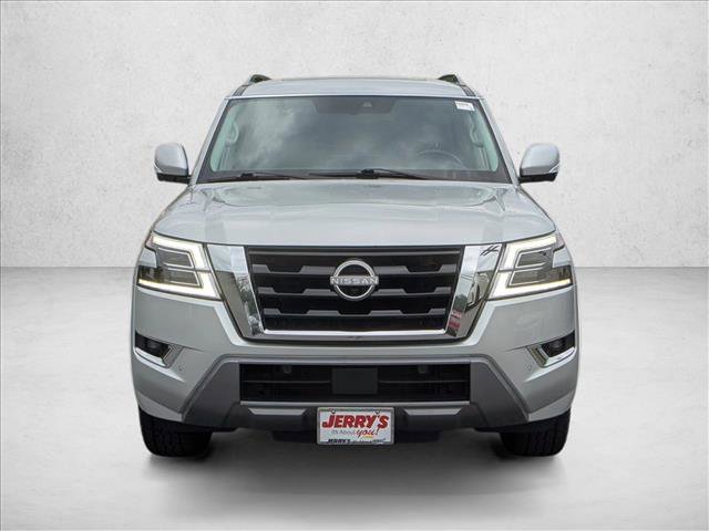 Used 2023 Nissan Armada SL w/ Captain's Chairs Package image 2