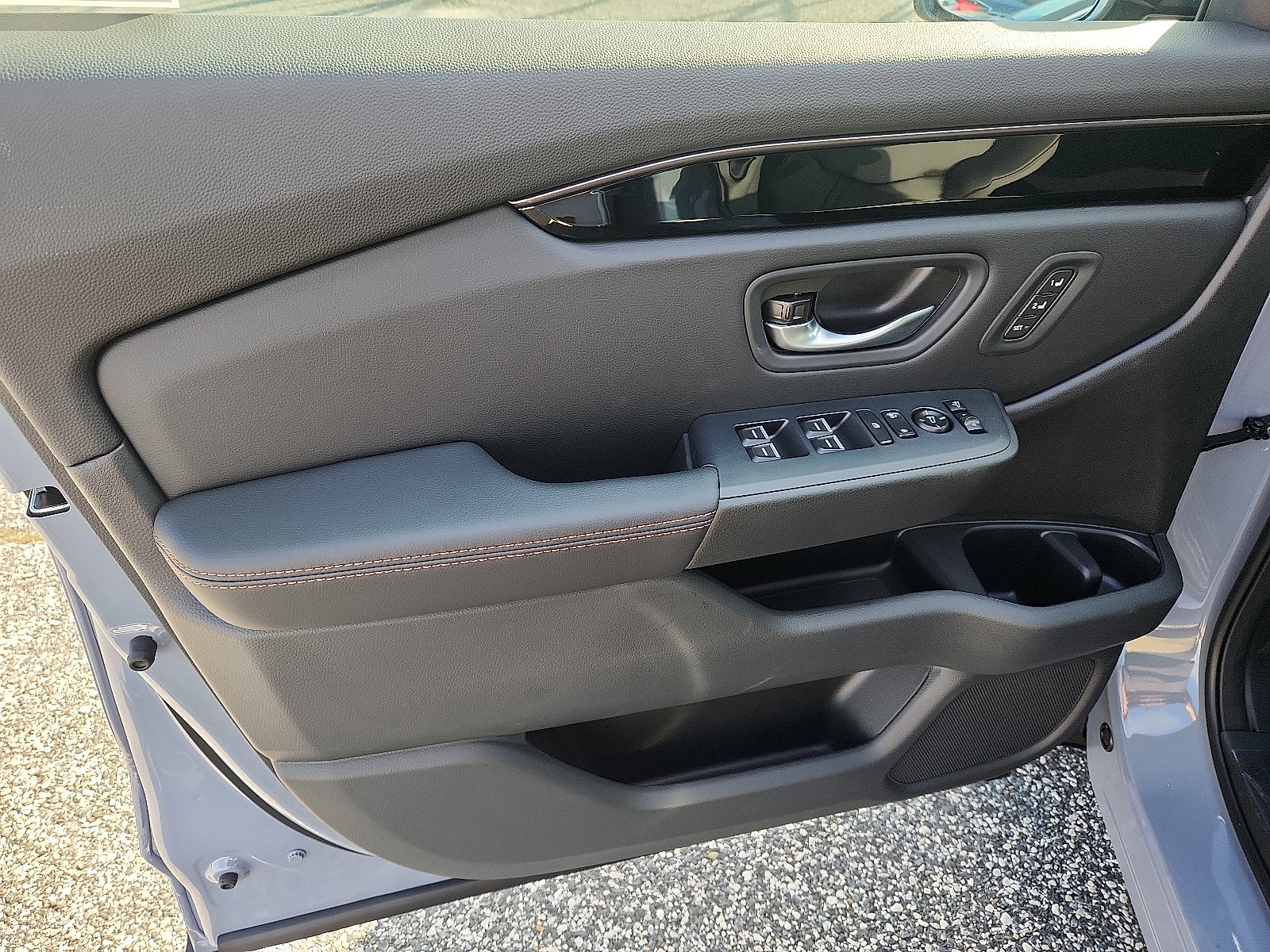 New 2025 Honda Pilot TrailSport image 8