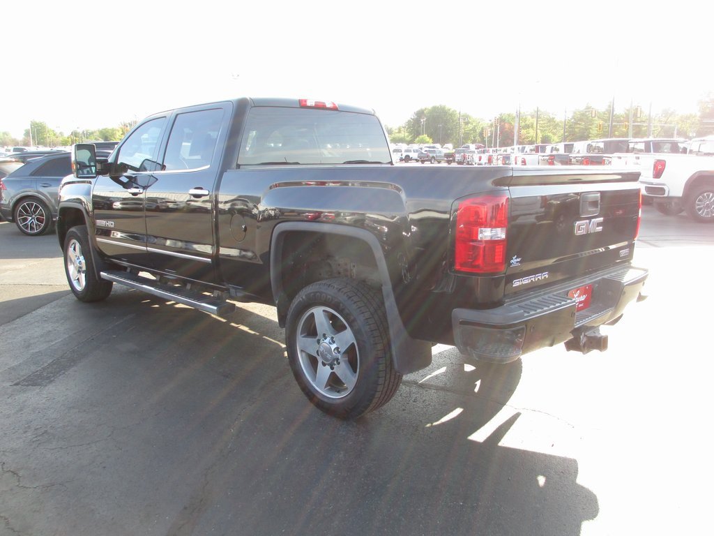 Used 2017 GMC Sierra 2500 SLT image 6