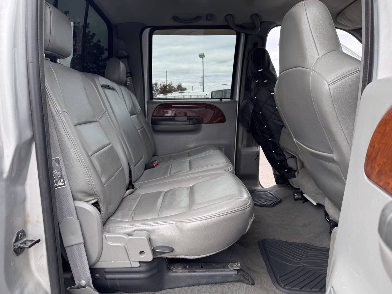 Used 2004 Ford F250 Lariat AWD/4WD image 15