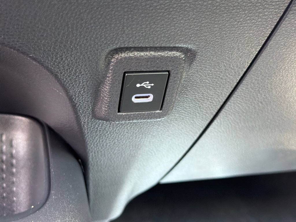 Used 2026 Toyota Corolla LE FWD image 29