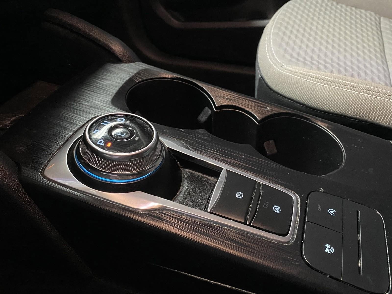 Used 2022 Ford Escape SE image 22