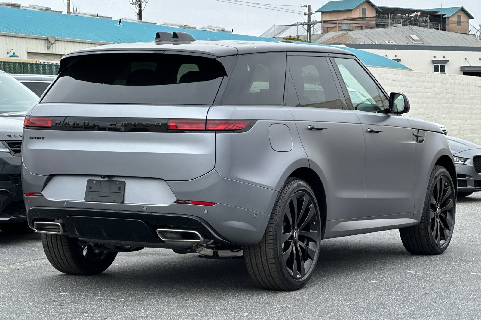 New 2025 Land Rover Range Rover Sport Dynamic SE image 5