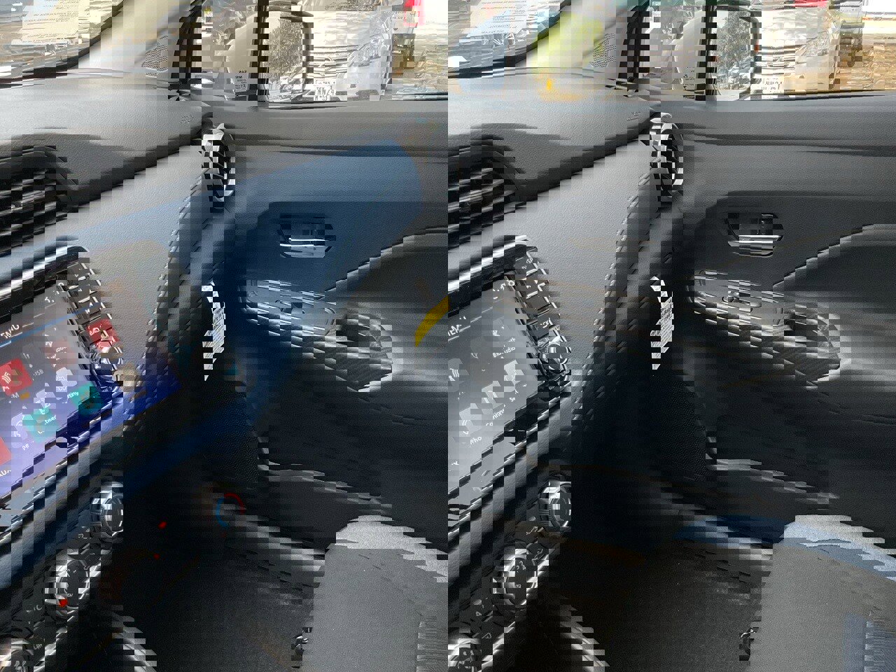 New 2025 Nissan Versa SV w/ Trunk Package image 31