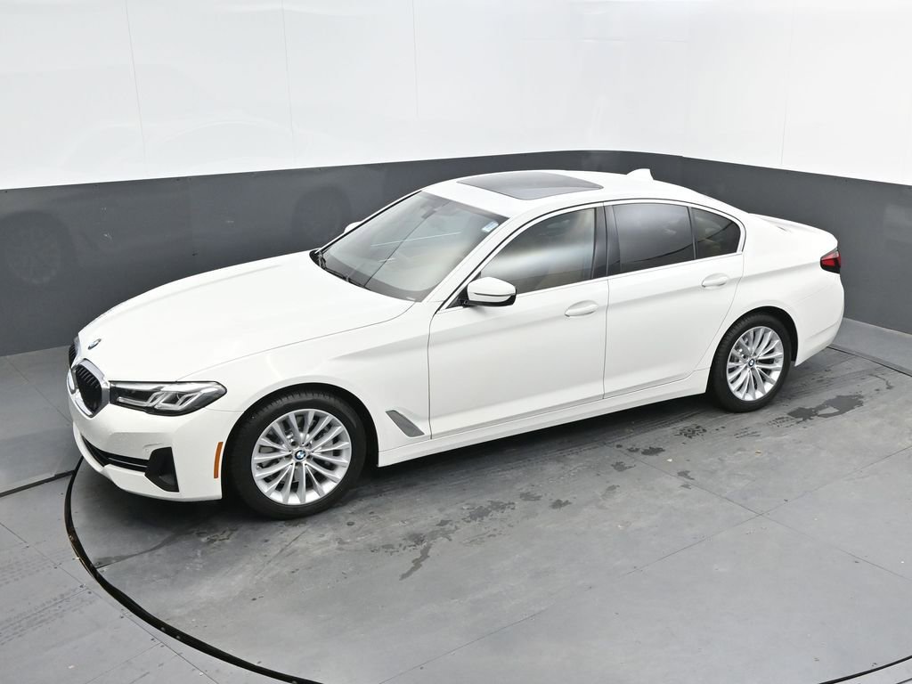 Certified 2023 BMW 530i w/ Convenience Package image 39