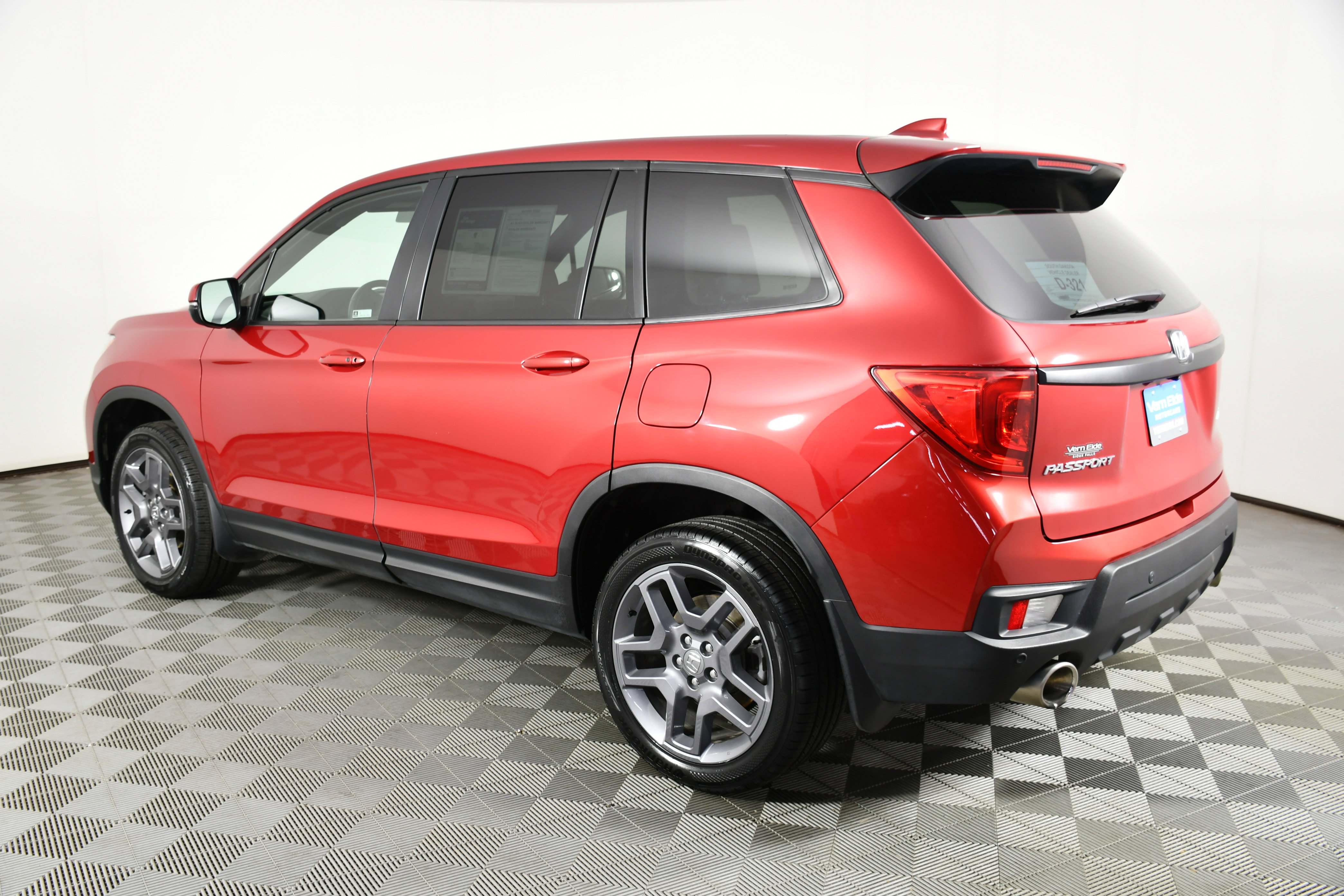 Used 2023 Honda Passport EX-L image 8