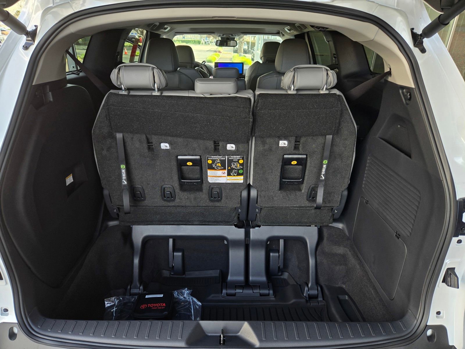 Certified 2026 Toyota Sienna XLE image 23
