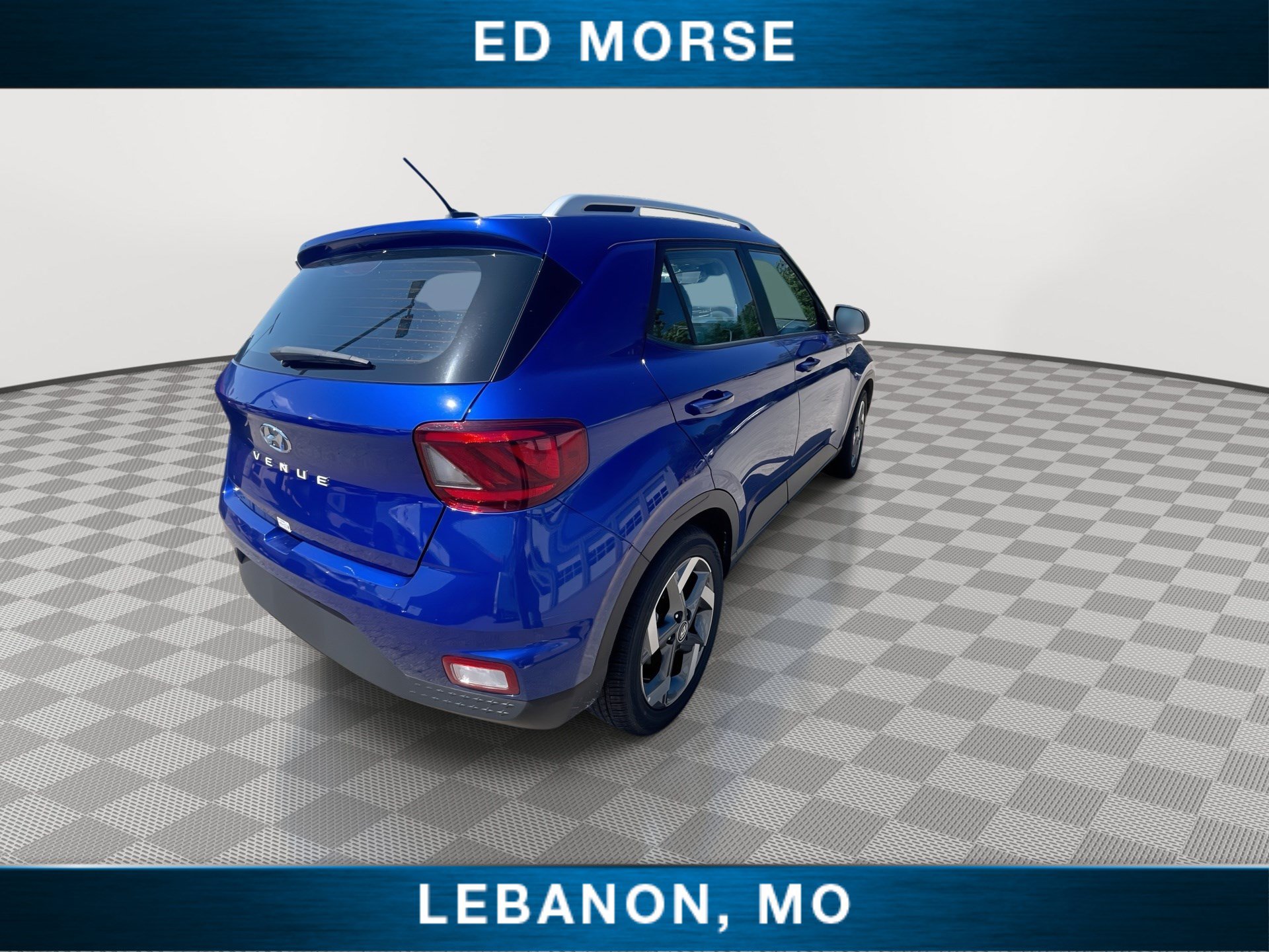 Used 2025 Hyundai Venue SEL FWD image 8