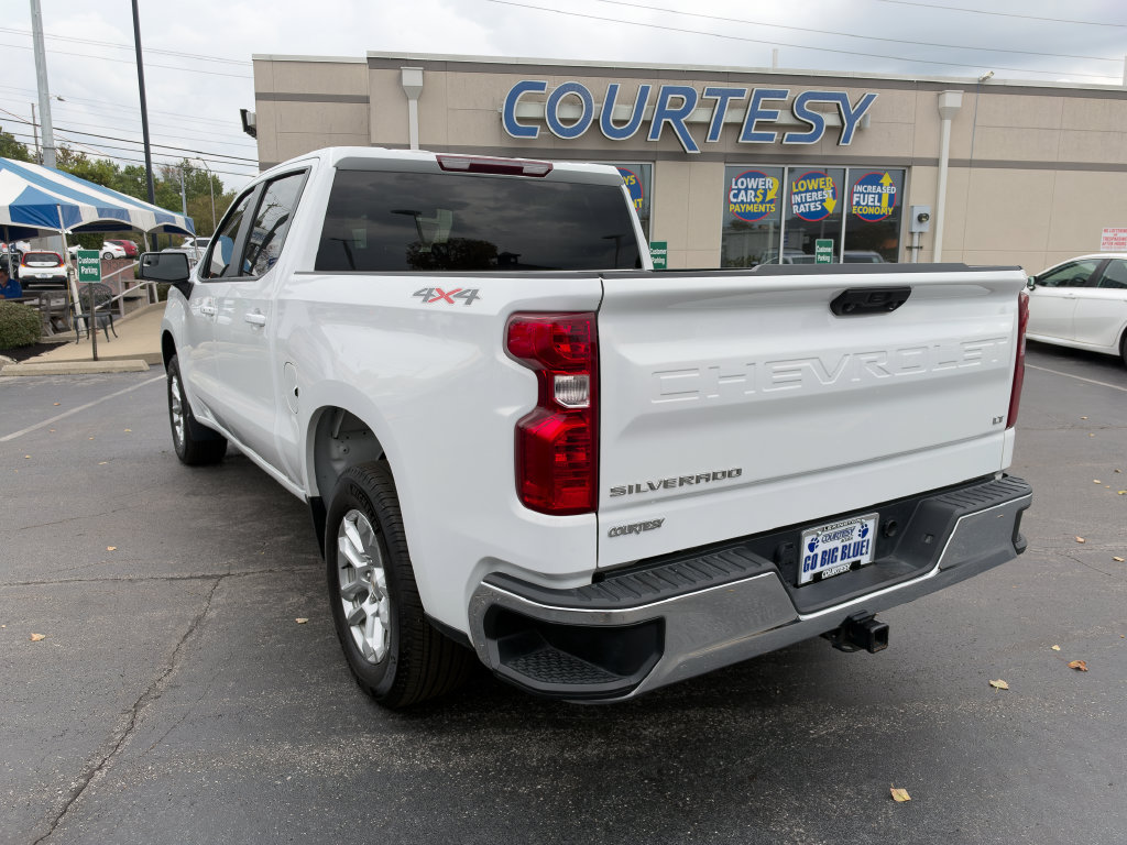 Used 2024 Chevrolet Silverado 1500 LT AWD/4WD image 4