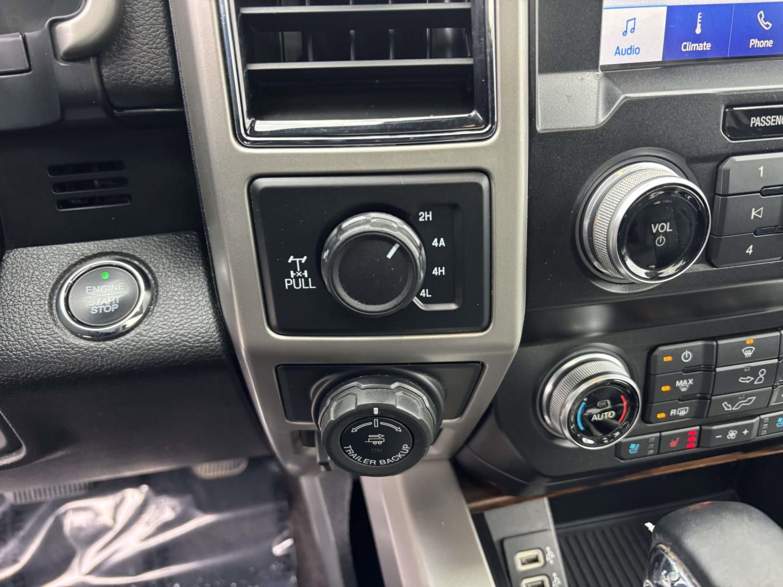 Certified 2020 Ford F150 Lariat w/ Equipment Group 502A Luxury image 24