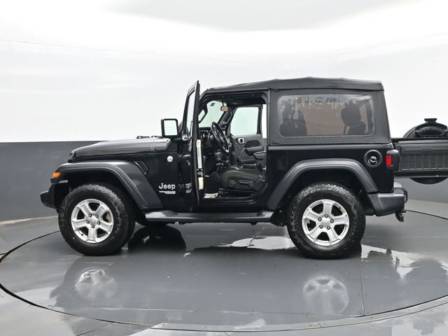 Used 2019 Jeep Wrangler Sport S image 29