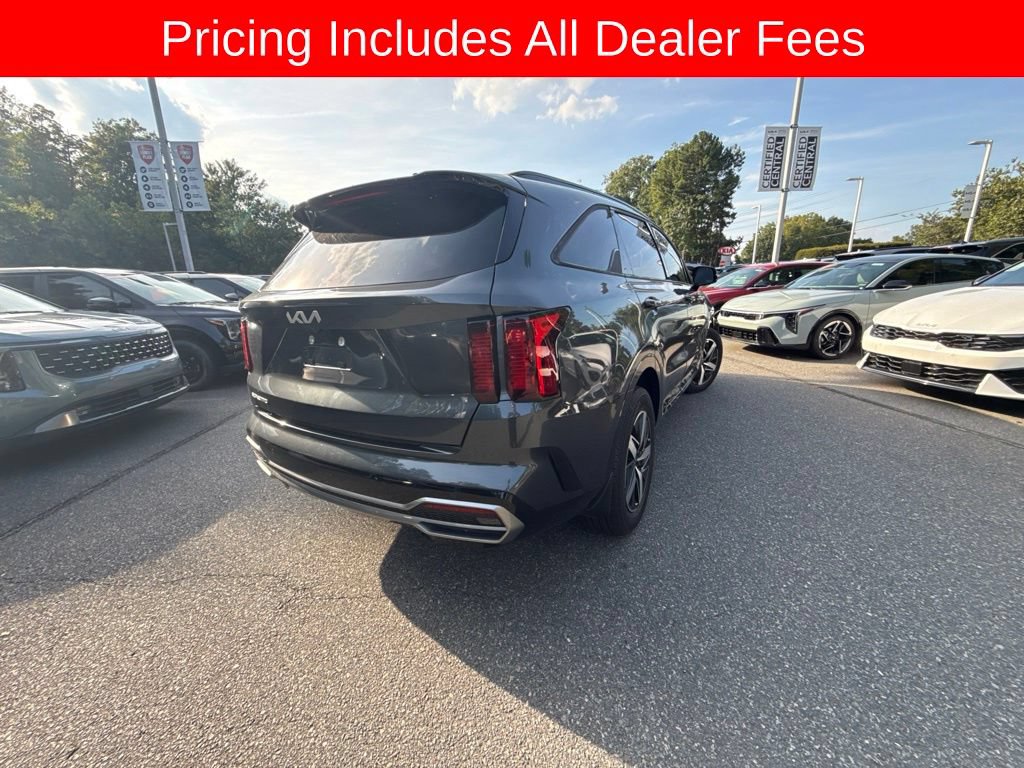Certified 2023 Kia Sorento S FWD image 5