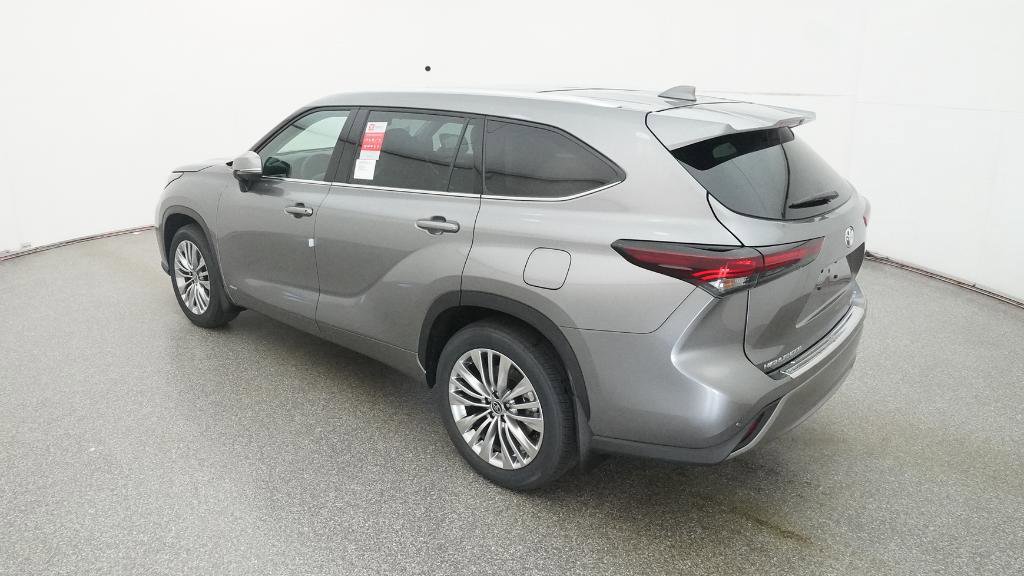 New 2026 Toyota Highlander Platinum image 35