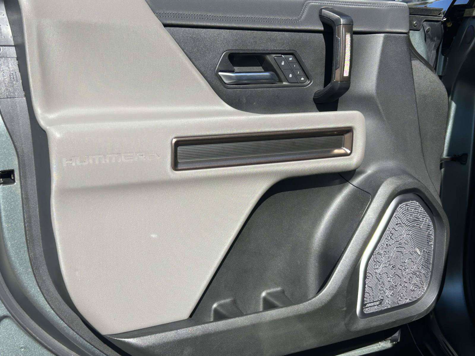 Used 2024 GMC Hummer EV 3X AWD/4WD image 19